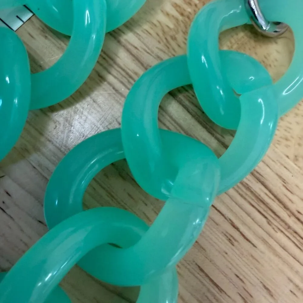 Talbots Chunky Acrylic Chain Link Necklace In Gradient Green & Teal Statement - Picture 4 of 6